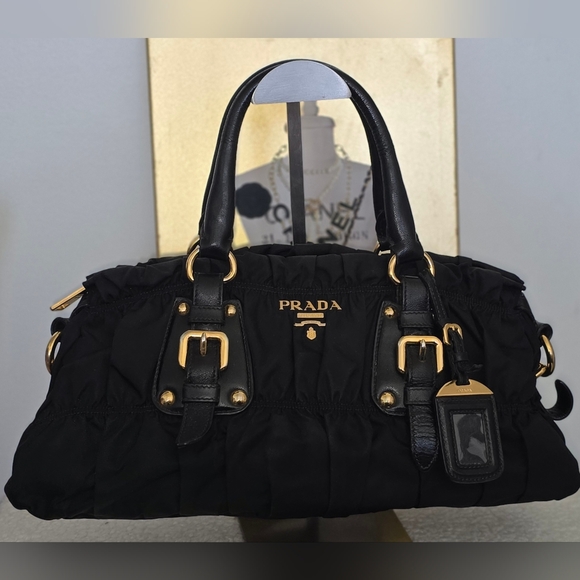 PRADA BLACK NYLON GAUFRE GATHERED TESSUTO ZIPPED SHOULDER BAG 2 Ways - Picture 2 of 16